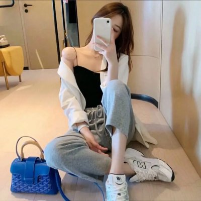 世界真美妙 海报